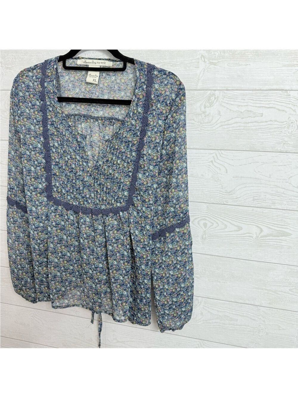 American Rag Cie Women’s BoHo Blue Shear Floral Long Sleeve Blouse. Size XL - Picture 2 of 6
